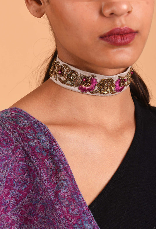 Model wearing the Your Highness choker from Freeque's Fine Jewellery Collection
